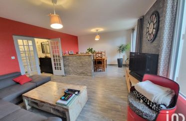 Apartment 3 rooms of 77 m² in Le Coteau (42120)