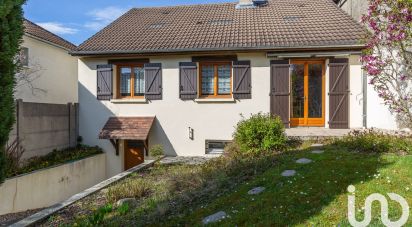 Maison traditionnelle 4 pièces de 116 m² à Viry-Châtillon (91170)