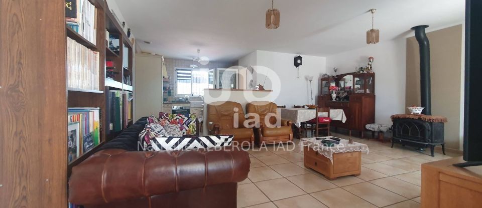 House 4 rooms of 108 m² in Canet (11200)
