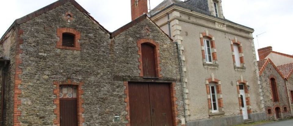 Vente Maison 126m² 6 Pièces à Chemille en Anjou (49670) - Iad France