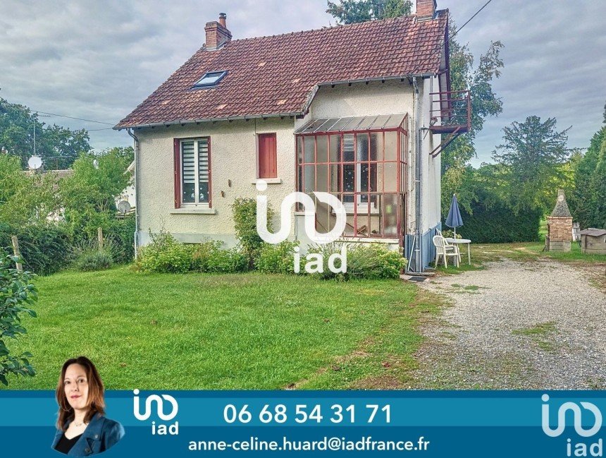 House 4 rooms of 82 m² in Vierzon (18100)