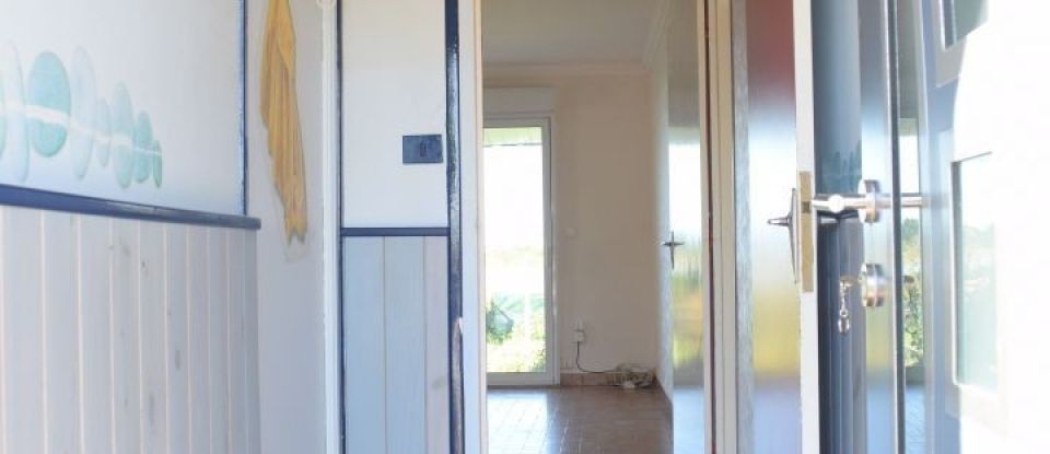 Apartment 3 rooms of 63 m² in Île-Tudy (29980)