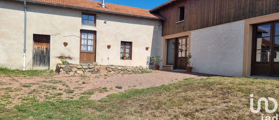 House 11 rooms of 350 m² in Vendranges (42590)