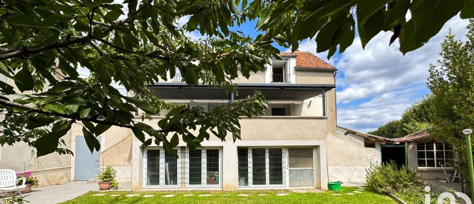 Vente Maison 140m² 6 Pièces à Fontainebleau (77300) - Iad France