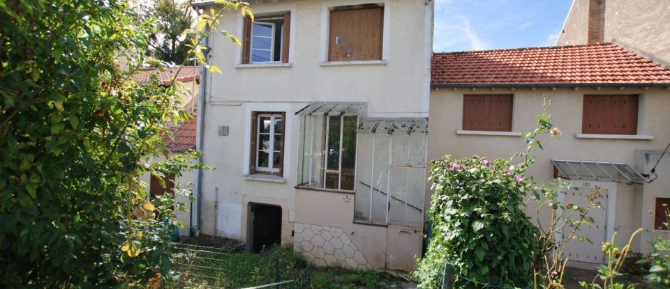 Vente Maison 68m² 4 Pièces à Bonny-sur-Loire (45420) - Iad France