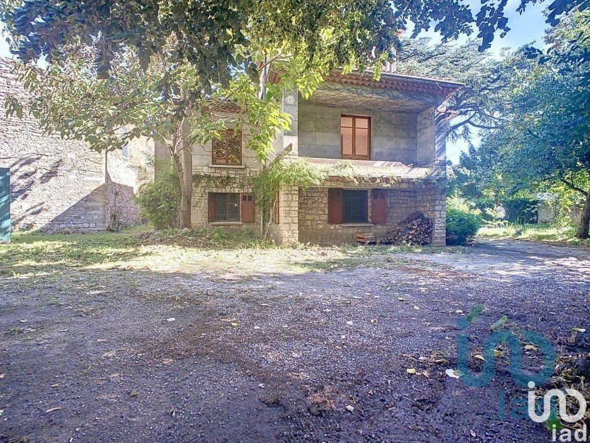 House 12 rooms of 262 m² in Alès (30100)