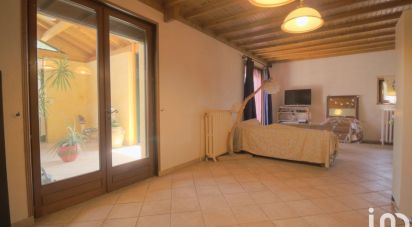 House 6 rooms of 185 m² in Montmerle-sur-Saône (01090)