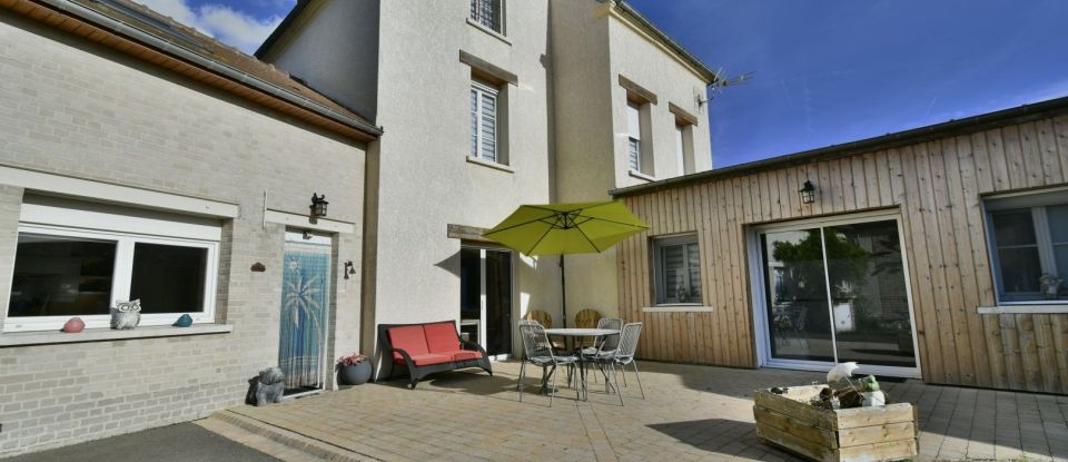 House 6 rooms of 240 m² in Ressons-sur-Matz (60490)