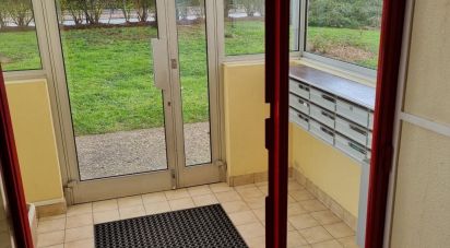 Apartment 2 rooms of 44 m² in Chilly-Mazarin (91380)