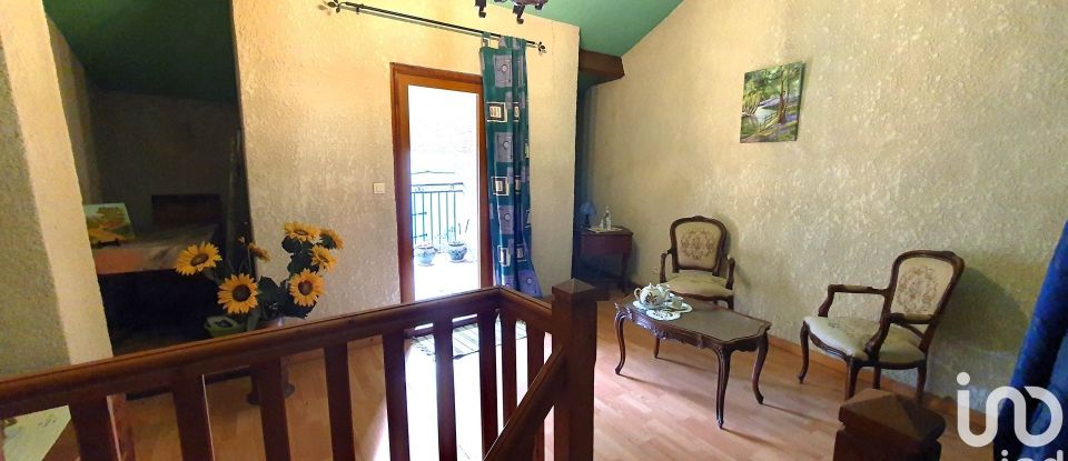 Village house 4 rooms of 84 m² in Thézan-des-Corbières (11200)