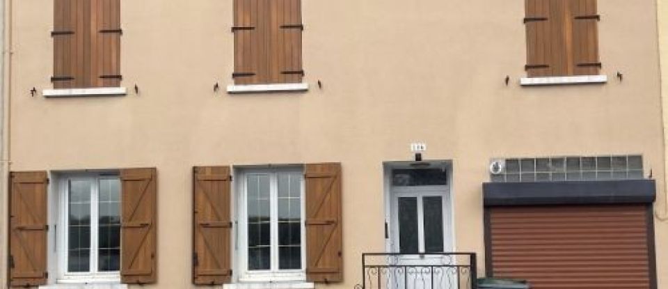 Vente Maison 130m² 5 Pièces à Chabanais (16150) - Iad France