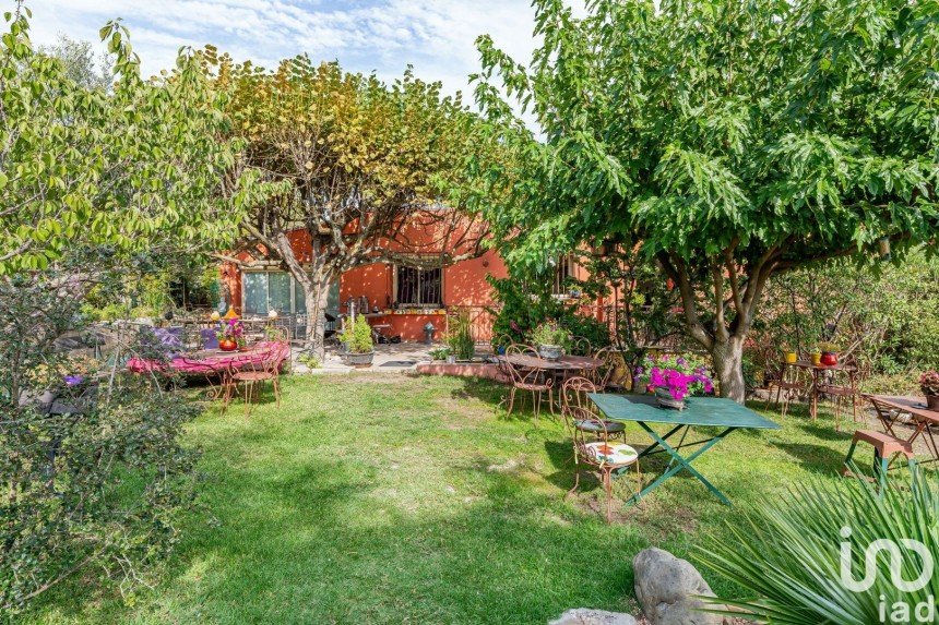 Maison 6 pièces de 170 m² à Carnoux-en-Provence (13470)