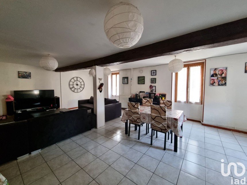 House 5 rooms of 105 m² in Gironville-sur-Essonne (91720)