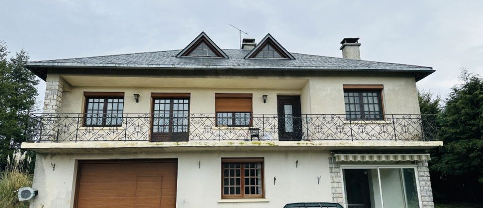 House 8 rooms of 140 m² in Alrance (12430)