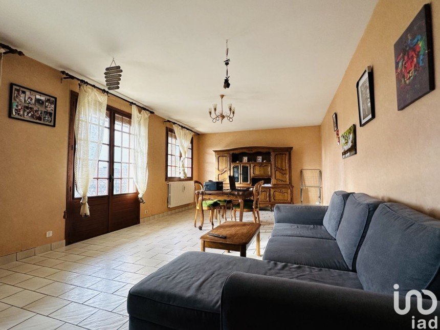 House 8 rooms of 140 m² in Alrance (12430)