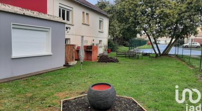 Traditional house 5 rooms of 110 m² in Le Pellerin (44640)