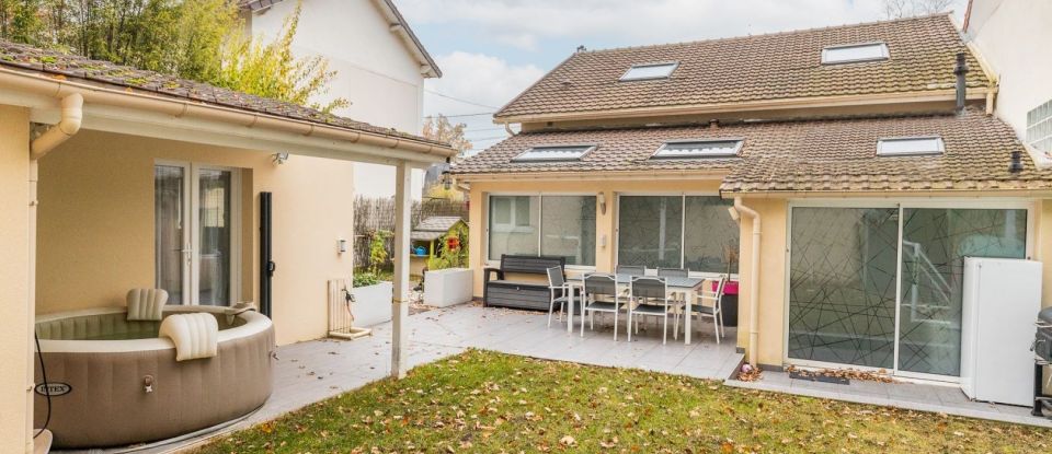 Maison 6 pièces de 110 m² à Morsang-sur-Orge (91390)