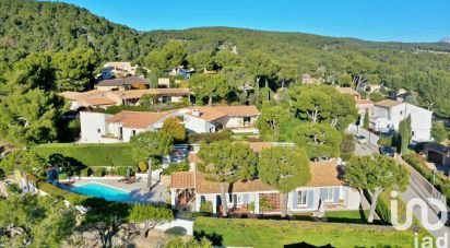 House 5 rooms of 143 m² in Cassis (13260)