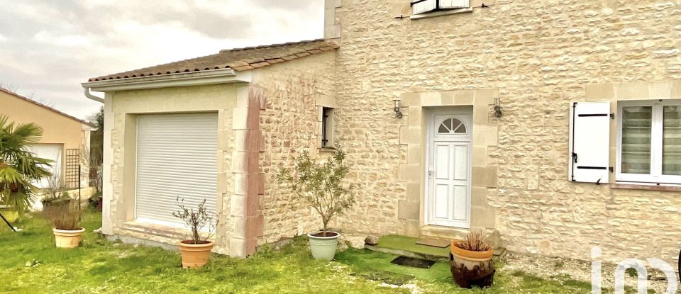 Vente Maison 124m² 5 Pièces à Chazelles (16380) - Iad France