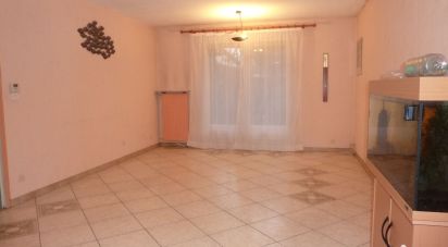 House 5 rooms of 102 m² in Creil (60100)