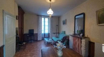 House 4 rooms of 141 m² in Rouillac (16170)