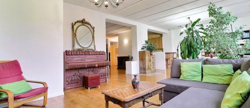 House 7 rooms of 305 m² in Vitry-sur-Seine (94400)