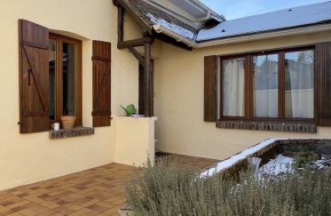 House 5 rooms of 100 m² in Bazoches-sur-le-Betz (45210)