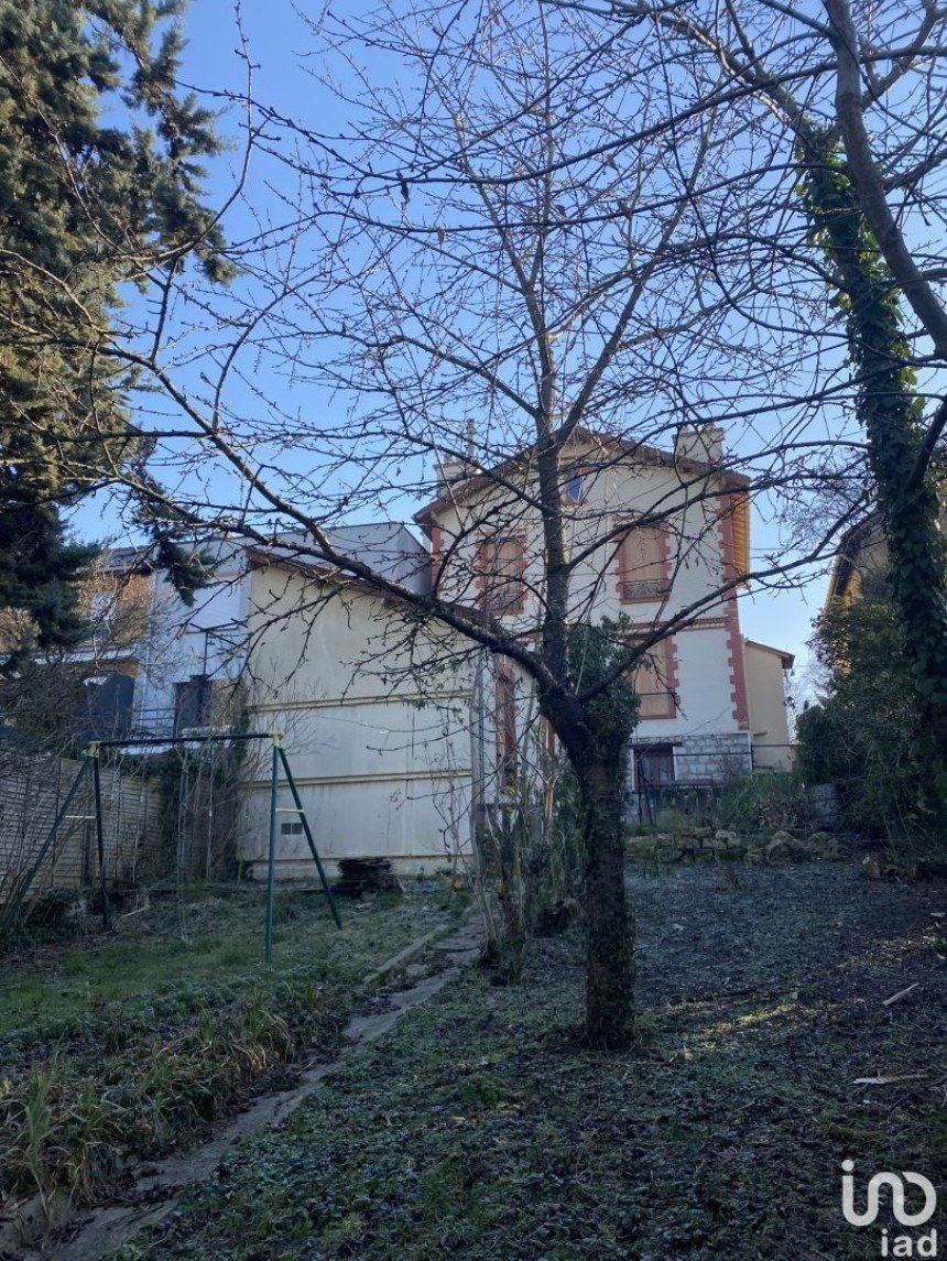 Maison 10 pièces de 152 m² à Cachan (94230)