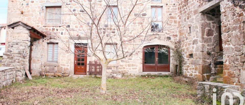 House 6 rooms of 185 m² in Saint-Arcons-de-Barges (43420)