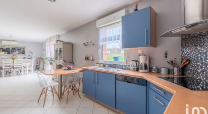 Maison 4 pièces de 135 m² à Comines (59560)