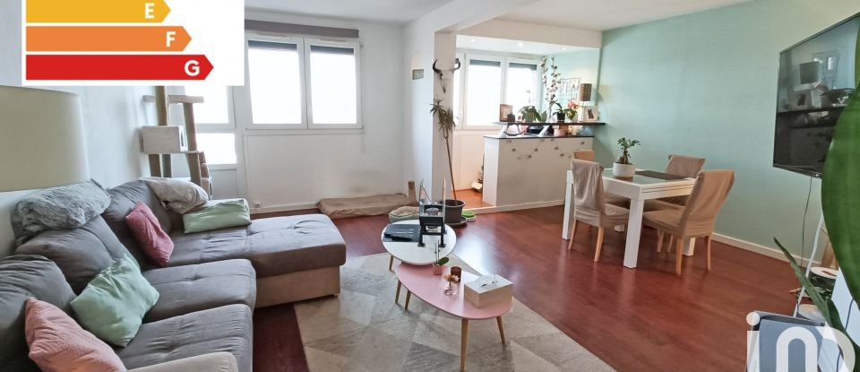 Appartement 4 pièces de 70 m² à Tinqueux (51430)