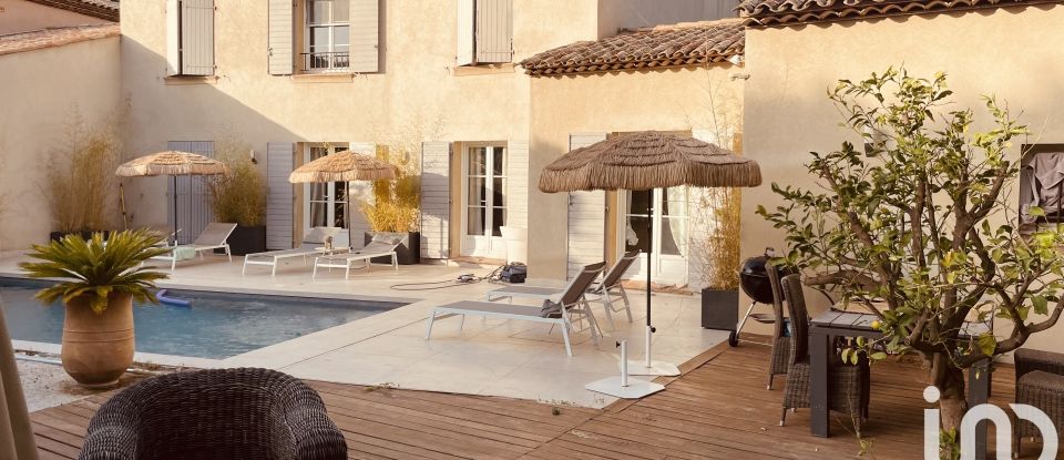 Maison traditionnelle 5 pièces de 170 m² à Grimaud (83310)