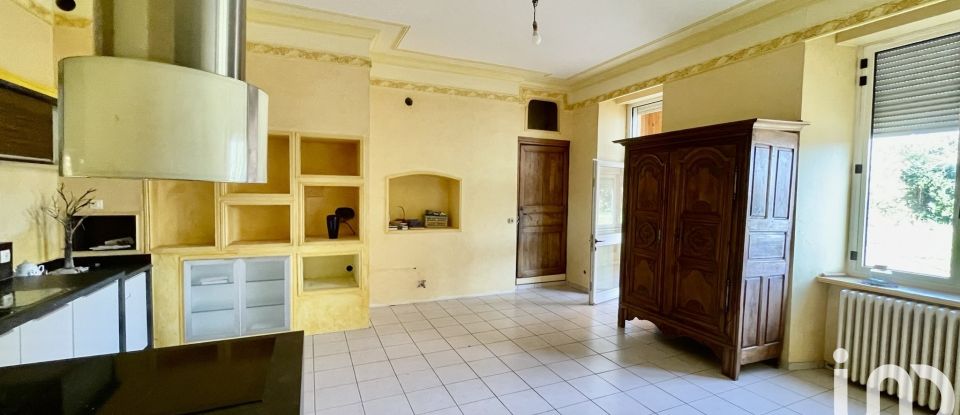 Town house 12 rooms of 326 m² in Loudéac (22600)