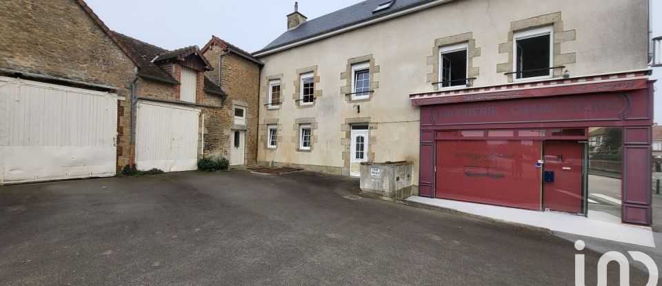 House 7 rooms of 120 m² in Damigny (61250)