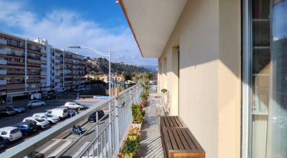 Appartement 4 pièces de 99 m² à Cagnes-sur-Mer (06800)