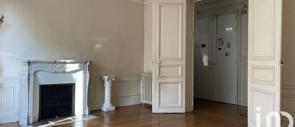 Vente Appartement 90m² 4 Pièces à Paris (75018) - Iad France