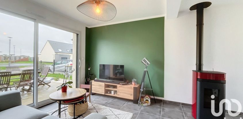 Maison 5 pièces de 104 m² à Saint-Coulomb (35350)