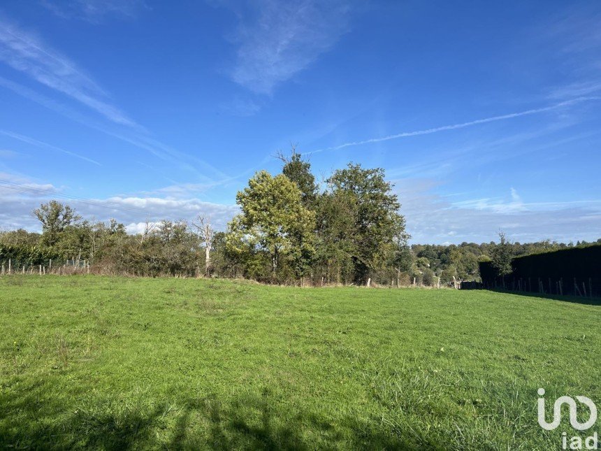 Land of 1,878 m² in - (16270)