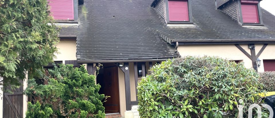 Traditional house 8 rooms of 165 m² in Saint-Arnoult (14800)