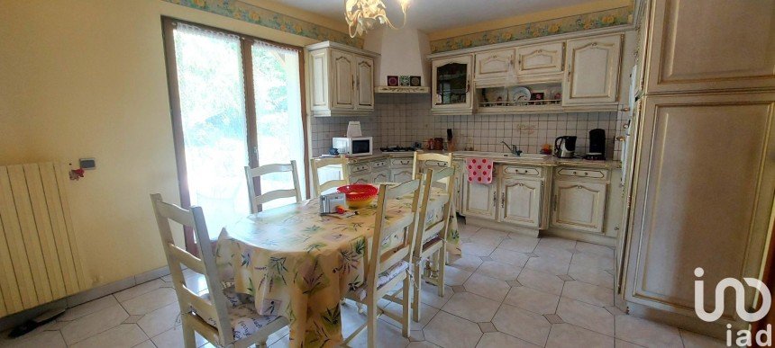 House 13 rooms of 260 m² in Fameck (57290)