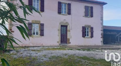 House 5 rooms of 154 m² in Saint-Loubouer (40320)