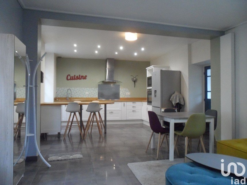 House 5 rooms of 138 m² in Gallardon (28320)