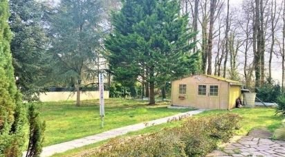 House 11 rooms of 207 m² in La Chapelle-Launay (44260)