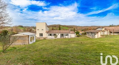 Traditional house 6 rooms of 200 m² in Nègrepelisse (82800)