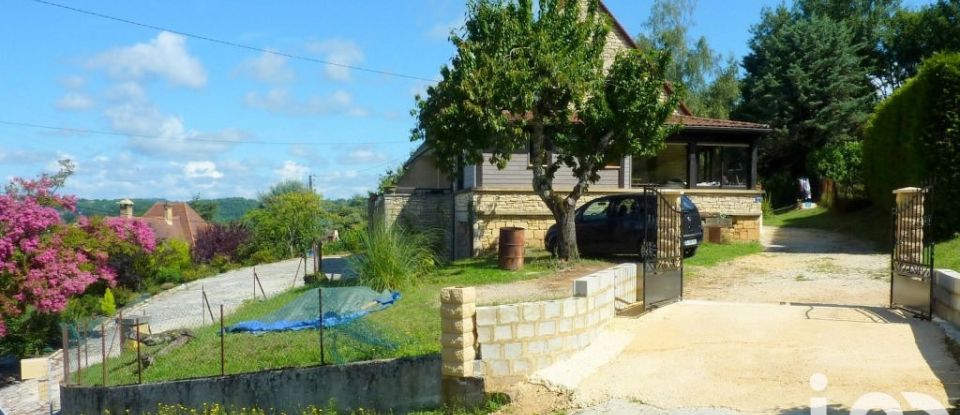 House 9 rooms of 200 m² in Sarlat-la-Canéda (24200)