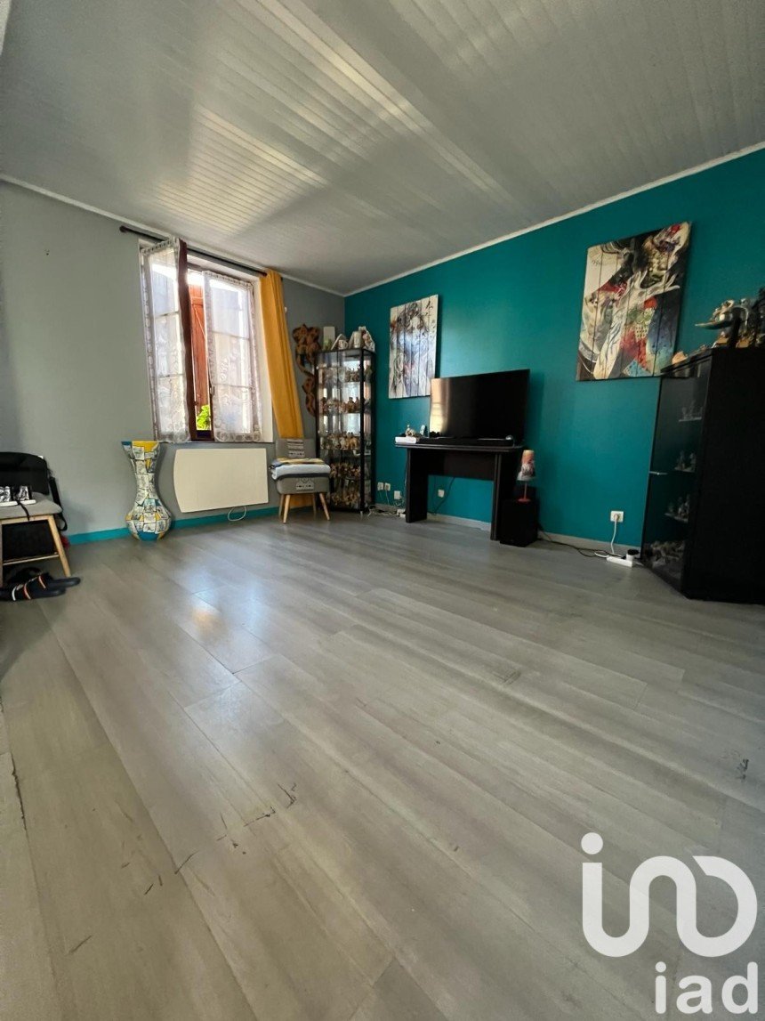 Maison 5 pièces de 71 m² à Estrées-Saint-Denis (60190)