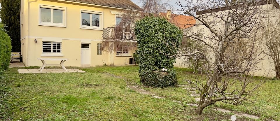 Vente Maison 154m² 7 Pièces à Champs-sur-Marne (77420) - Iad France