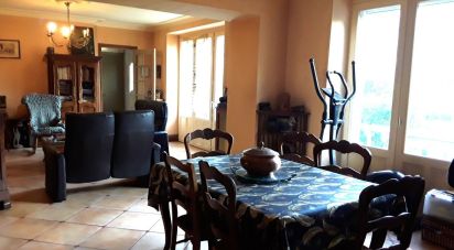 House 6 rooms of 148 m² in Dompierre-du-Chemin (35210)