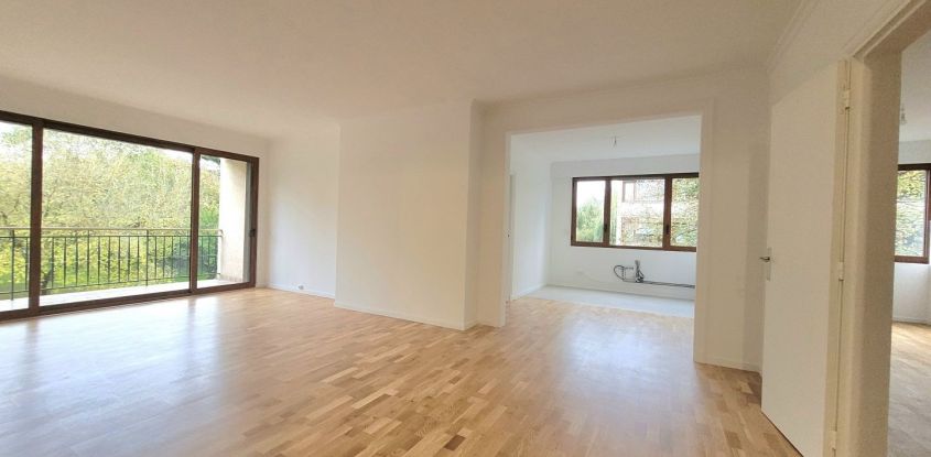 Apartment 5 rooms of 101 m² in - (78870)