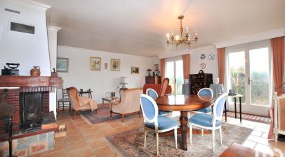 House 5 rooms of 113 m² in Ouzouer-sur-Trézée (45250)